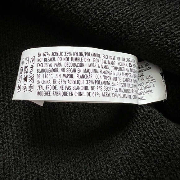 Endless Rose Gold Trimmed Sweater Tank (Size M) - Picture 13 of 16